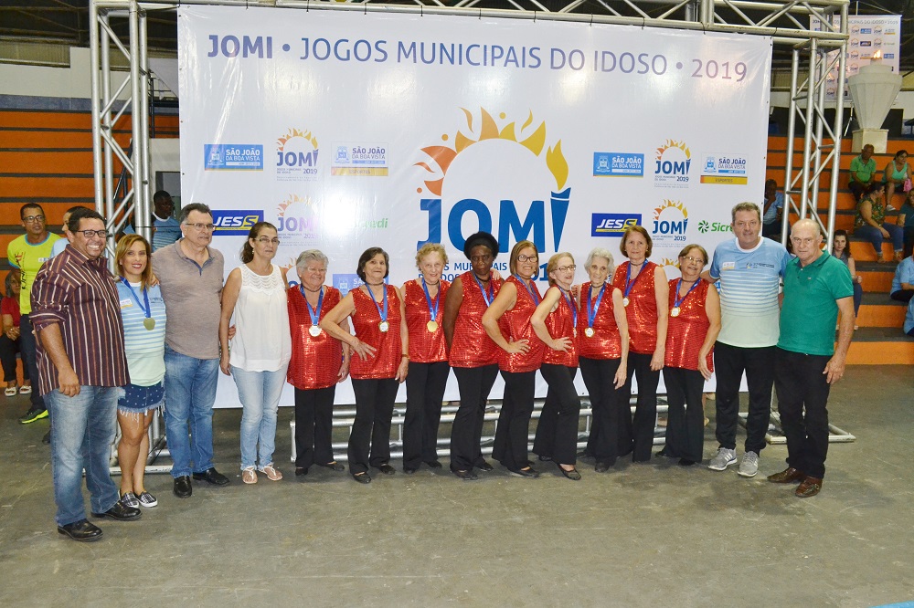 Câmara Municipal participa da cerimônia de abertura dos Jogos Municipais do Idoso no CIC