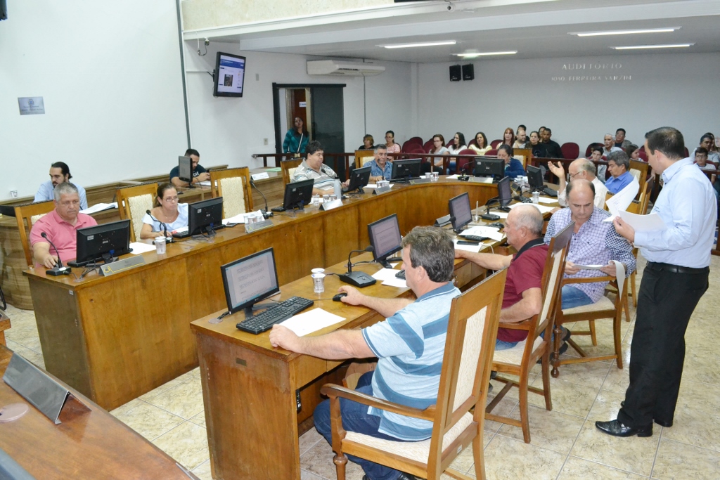 Sessão de 02.09.19 - Confira o resumo das votações e debates entre os vereadores