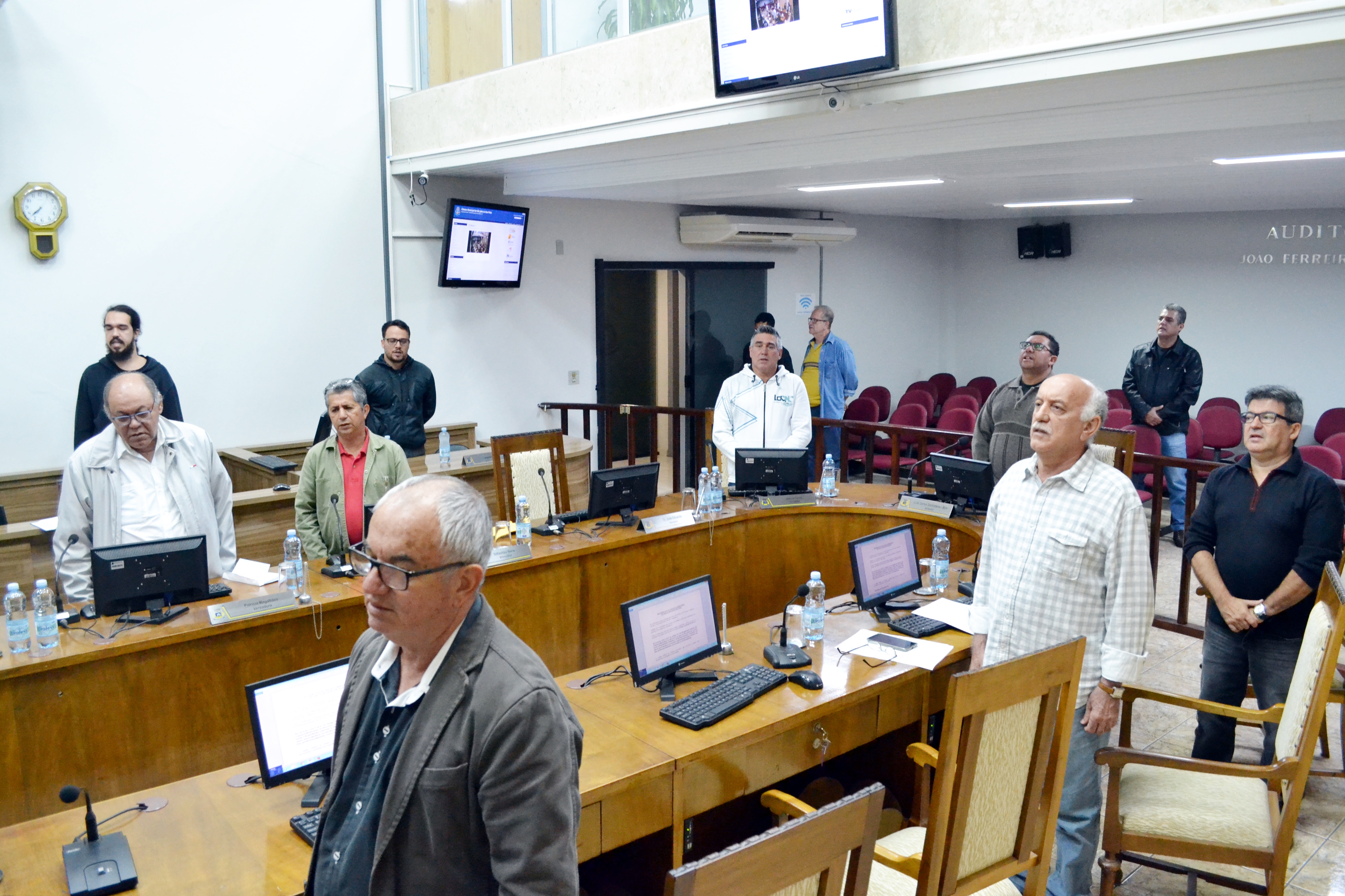 Sessão de 21.05.18 – Plenário aprova contas de 2015 da Prefeitura Municipal