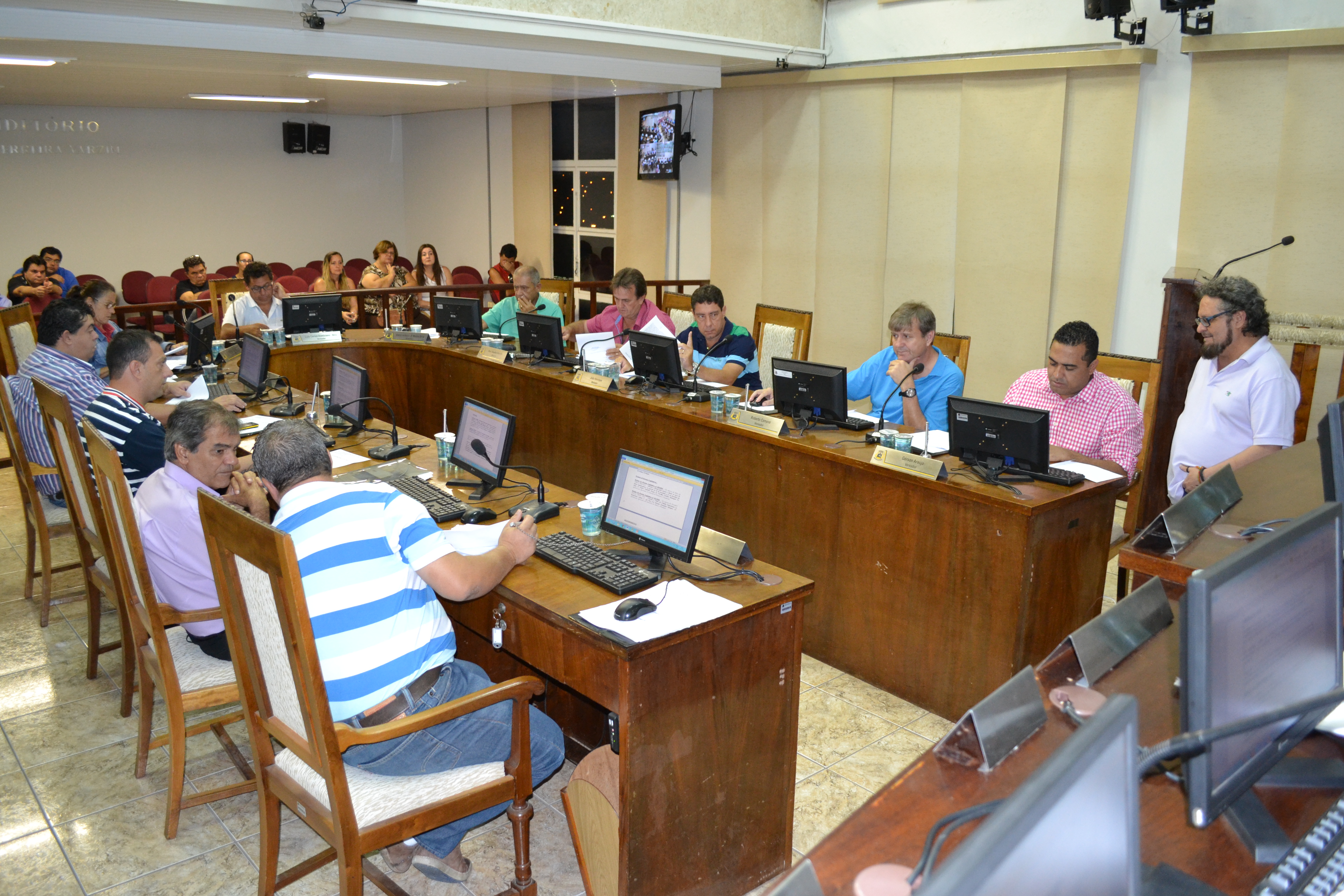 Câmara aprova contas da Prefeitura e cobra melhorias no trânsito em São João