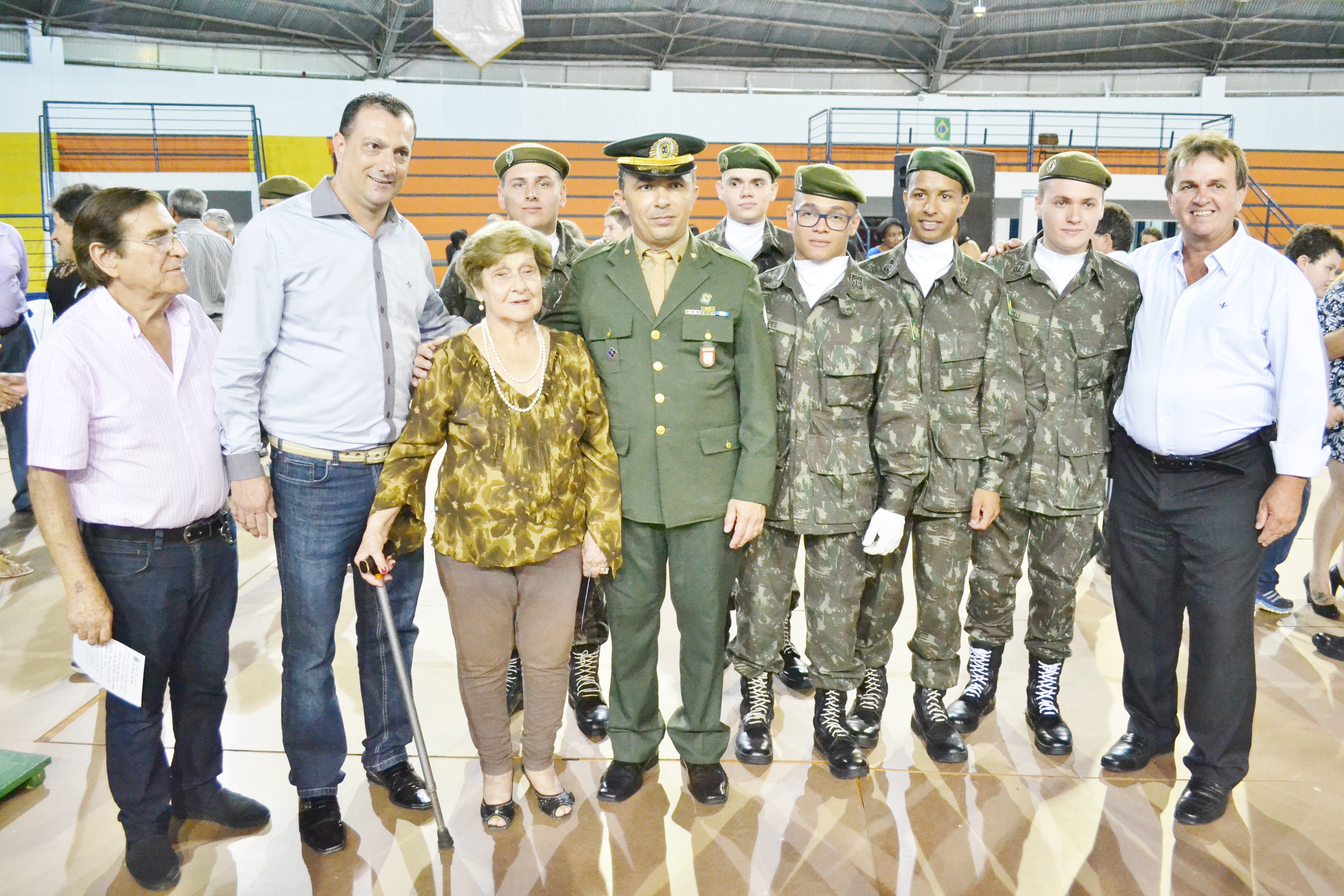 Câmara Municipal presente na solenidade de encerramento do ano de instrução do Tiro de Guerra