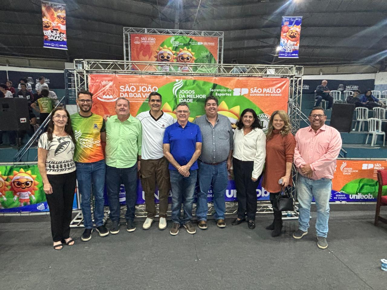 Presidente Bira e Vereador Nei prestigiam abertura dos Jogos da Melhor Idade