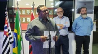 Presidente Bira prestigia abertura de exposição na Esportiva