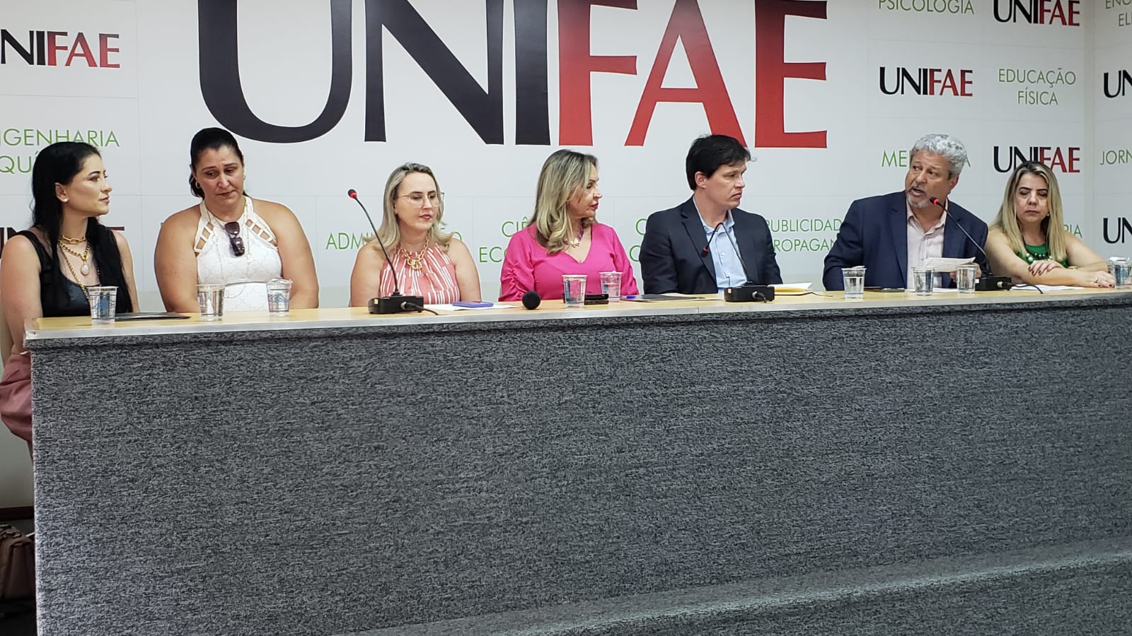 Presidente Dr. Carlos Gomes participa de reunião com secretário executivo estadual de Educação