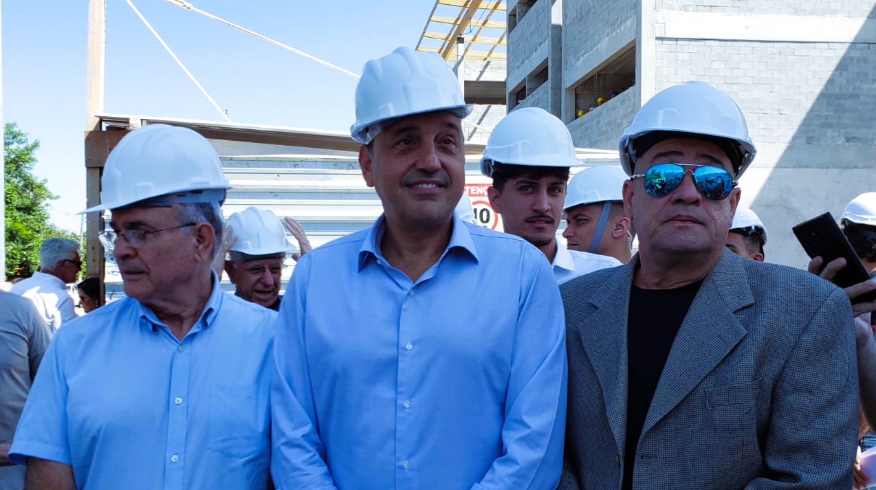 PRESIDENTE E VEREADORES ACOMPANHAM VISITA DO GOVERNADOR A SÃO JOÃO